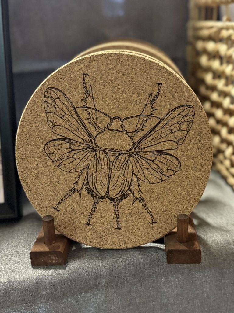 individueller Kunst-Shop und Geschenkideen in Köln: Topfuntersetzer Beispiel Käfer