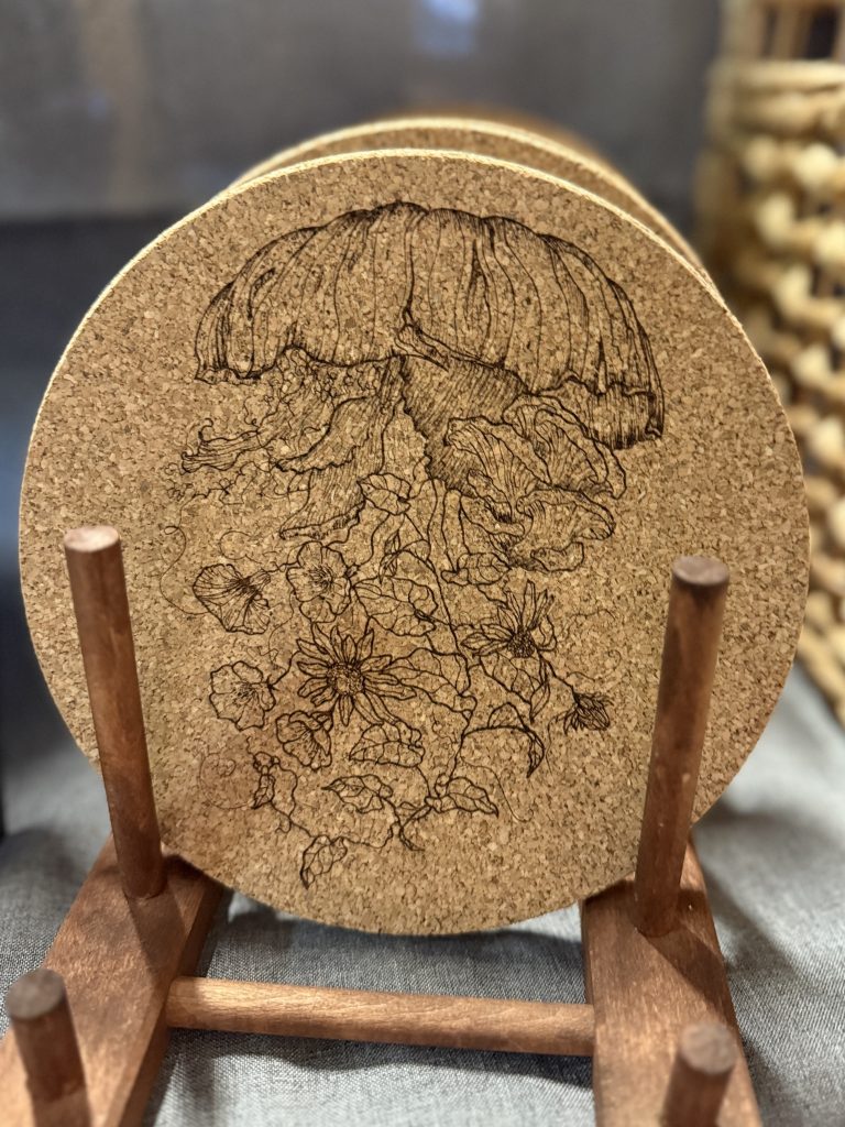 individueller Kunst-Shop und Geschenkideen in Köln: Topfuntersetzer Beispiel Qualle