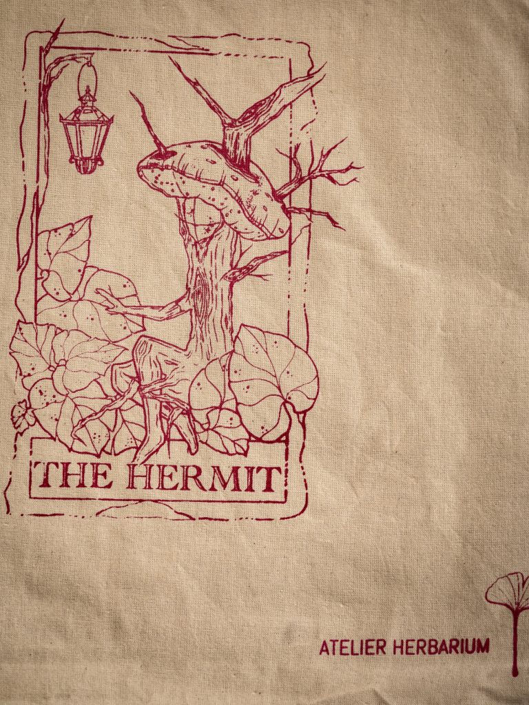 individueller Kunst-Shop und Geschenkideen in Köln: Jutebeutel "The Hermit"