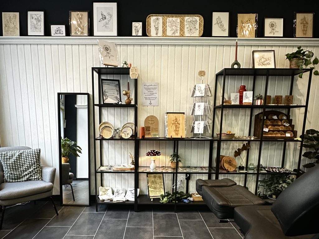Atelier Shop in Köln Nippes - Geschenkideen, Prints, Postkarten, Kunstprodukte